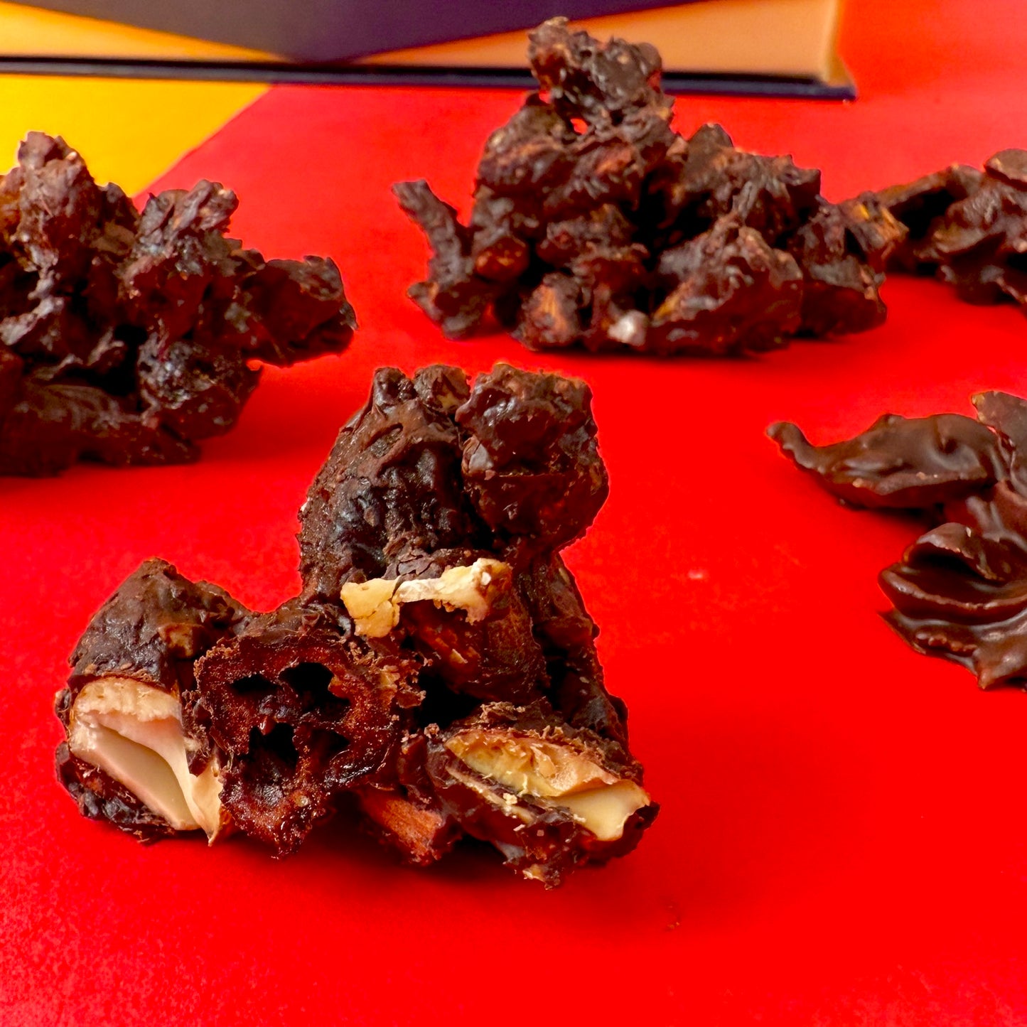 Almond chocolate rocks (sugar-free and gluten-free)