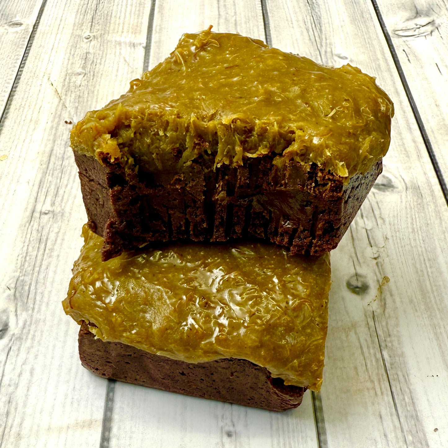 2 pistachio kunafa chocolate brownies