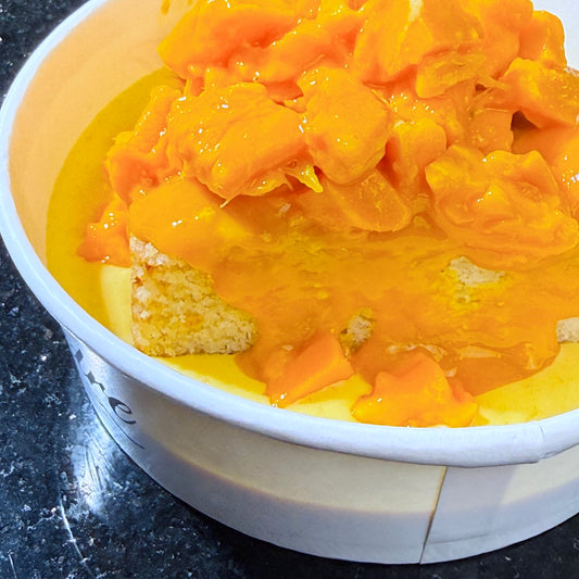 Mango vanilla cake slice (250 g)