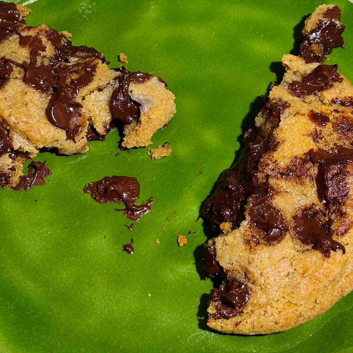 Chocolate gooey mega cookie (150gm)