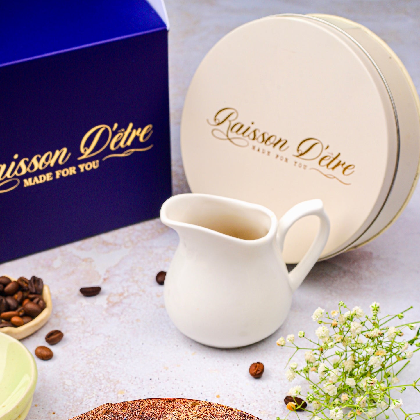 Nutella crunch tiffin cake