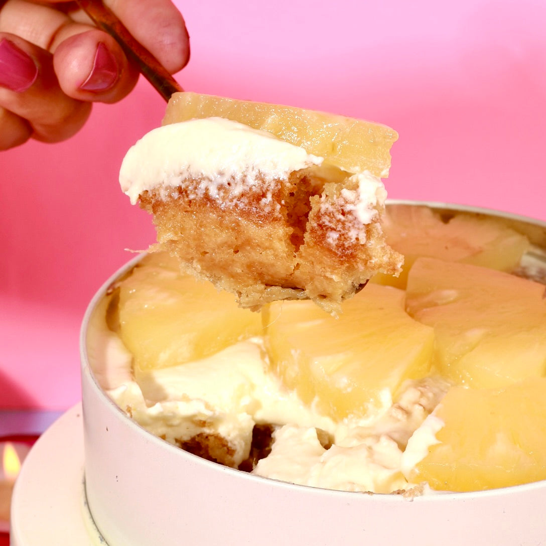 Pineapple tiffin cake
