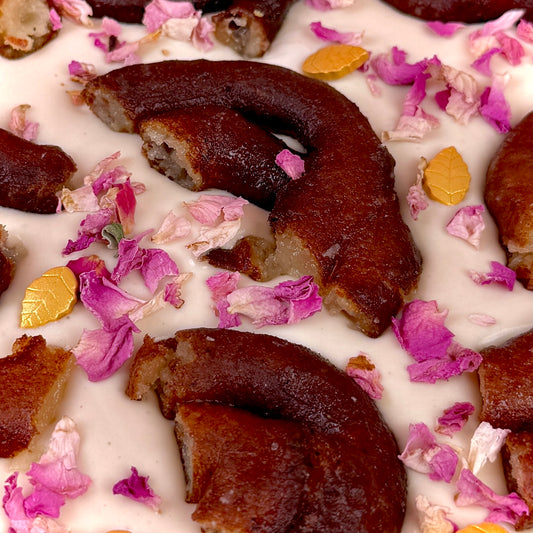 Mawa jalebi cheesecake tiffin cake