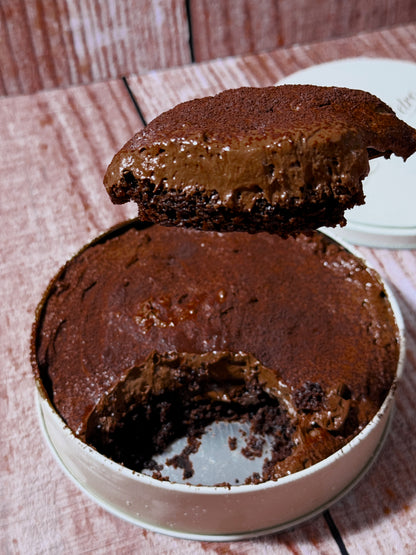 Chocolate tiffin cake