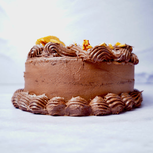 Toffee honeycomb cake