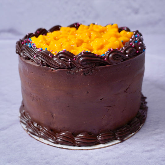 Mango and dark chocolate cake