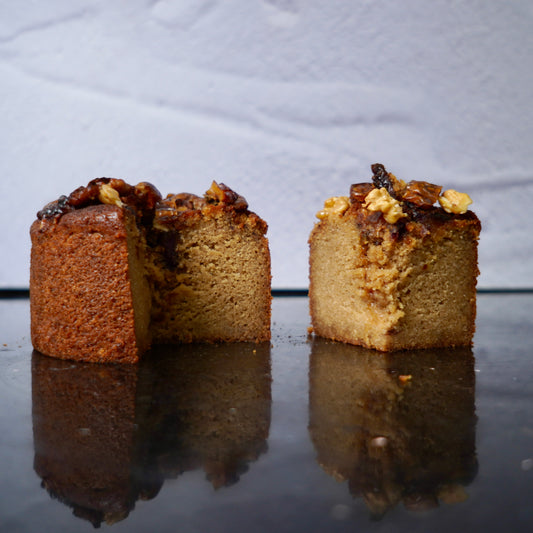 Date and walnut loaf cake