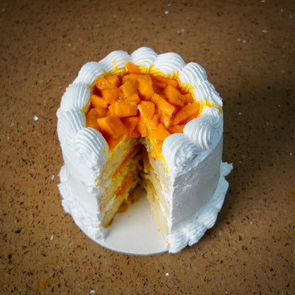 Mango and vanilla cake