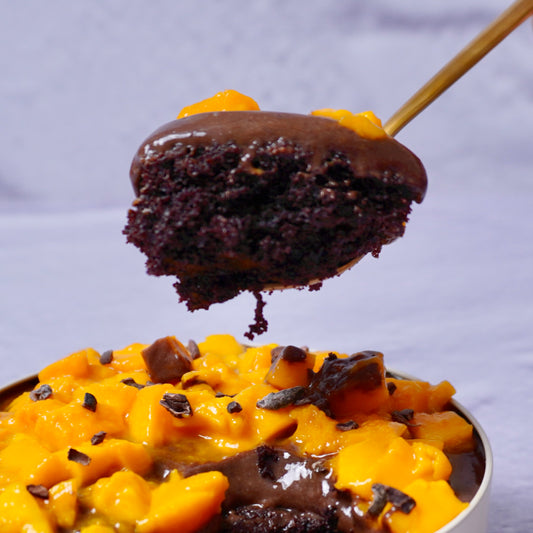 Mango and chocolate tiffin cake