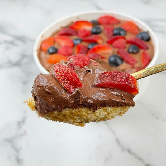 Mixed berries chocolate tiffin cake