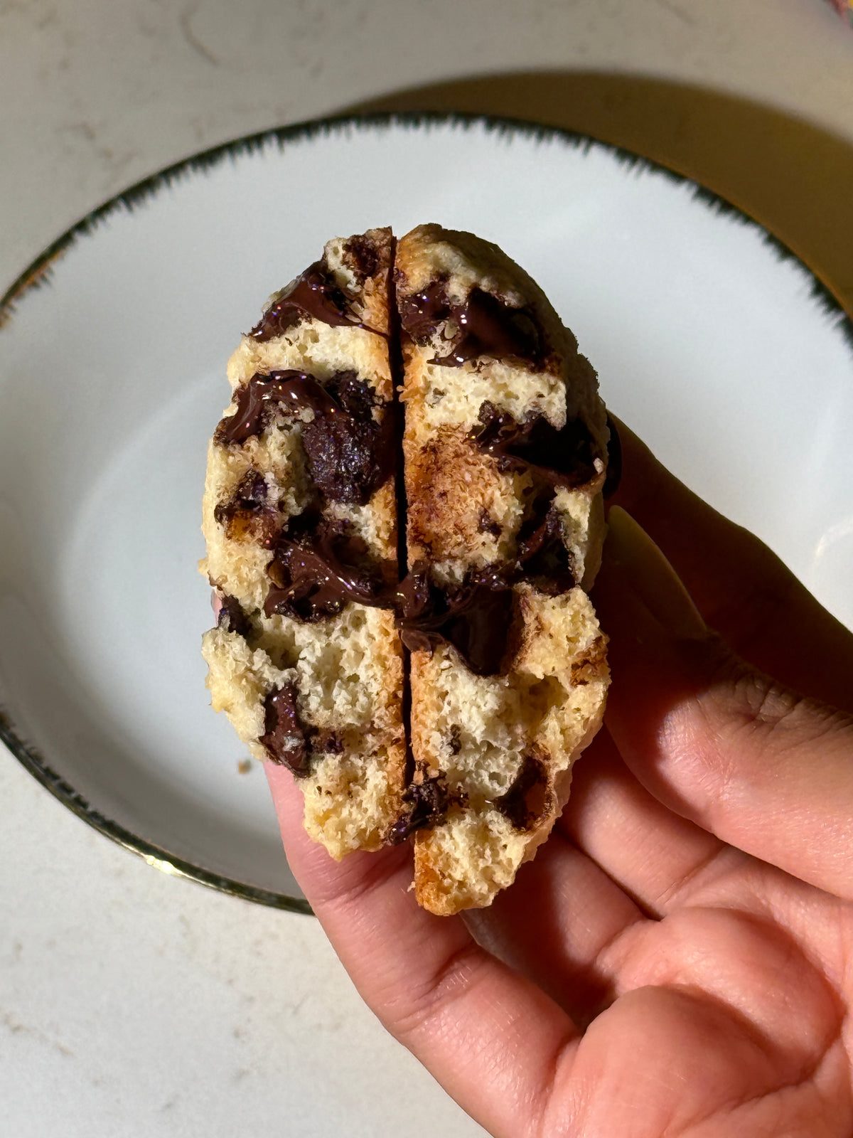 Chocolate chip protein cookies (box of 6/180gm) (Not in Diwali packaging)