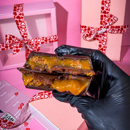 Chocolate caramel shortbread bar (300 g)
